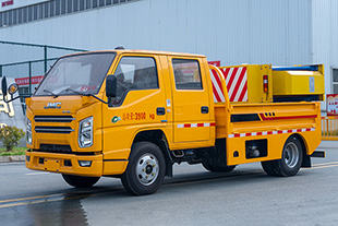 江铃防撞缓冲车